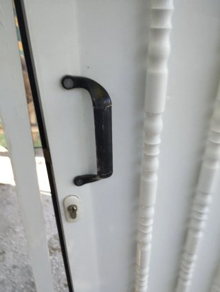 Puerta corredera blanca buena complecto aluminio