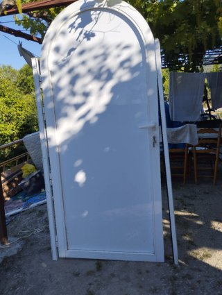 Puerta corredera blanca buena complecto aluminio