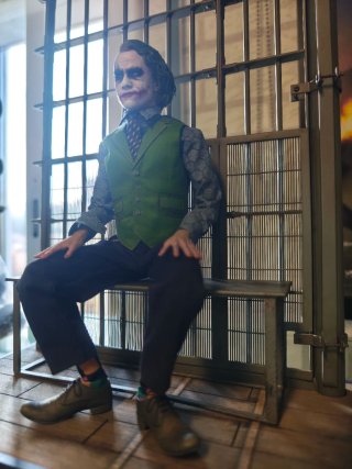 Figura Joker Inart 1/6 Batman no Hot Toys