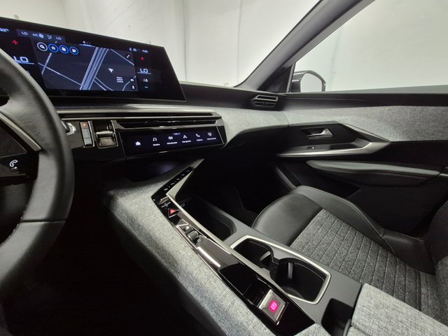 PEUGEOT 3008 HYBRID ALLURE 136CV eDCS6