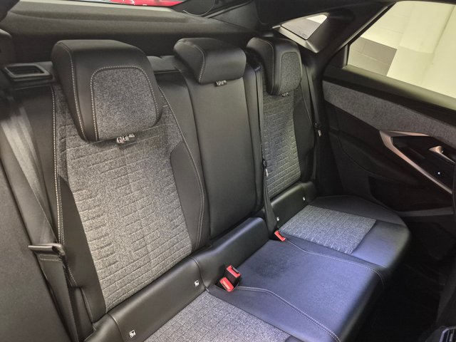 PEUGEOT 3008 HYBRID ALLURE 136CV eDCS6