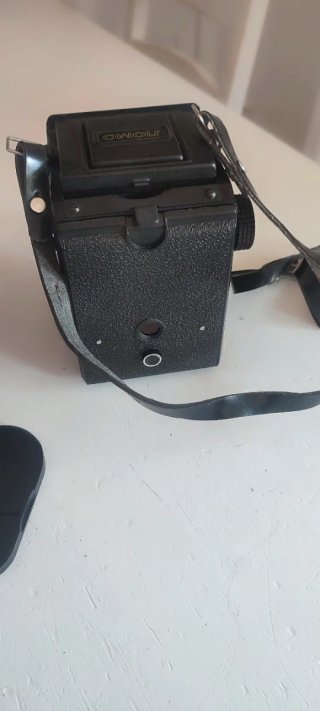 Cámara analógica Lubitel 166B + funda