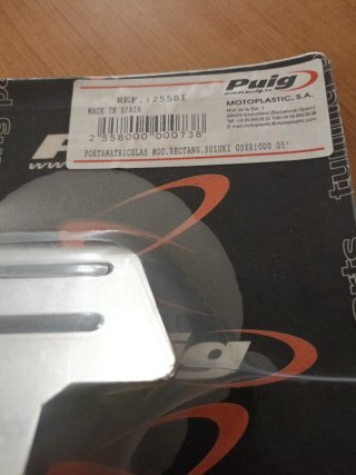 Portamatriculas Puig Suzuki GSXR1000 K5/K6