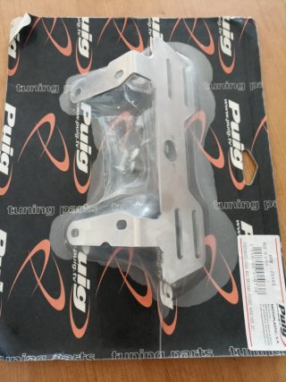 Portamatriculas Puig Suzuki GSXR1000 K5/K6