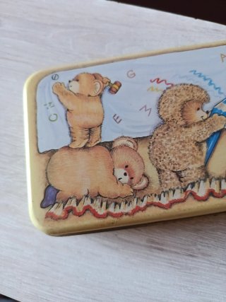 Astuccio vintage in metallo con orsetti anni '80