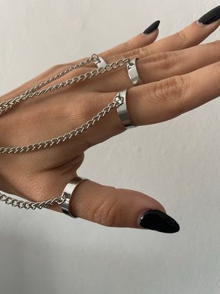 Pulsera esclava con cadenas y pinchos