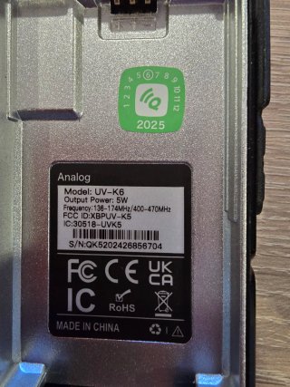 Walkie Quansheng UV K6 UHF/VHF/HF