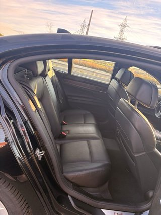 BMW 740 2012