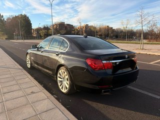 BMW 740 2012