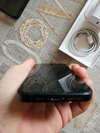 iPhone 14 128GB Nero + Accessori