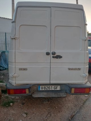 Furgoneta IVECO Blanca