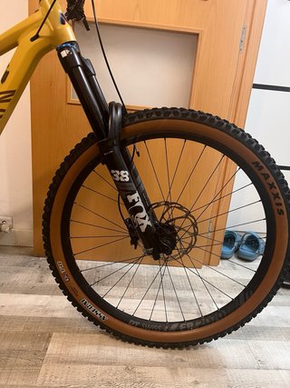 Bicicleta Enduro Canyon Torque AL 6 Taglia L
