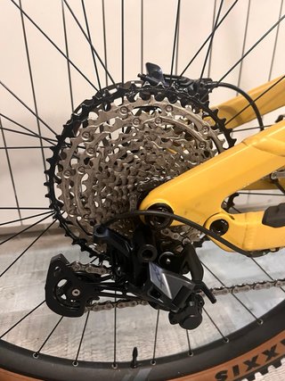 Bicicleta Enduro Canyon Torque AL 6 Taglia L