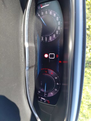 Peugeot 3008 2022 totalmente revisado.