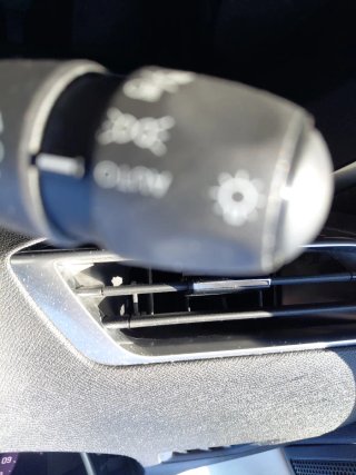 Peugeot 3008 2022 totalmente revisado.