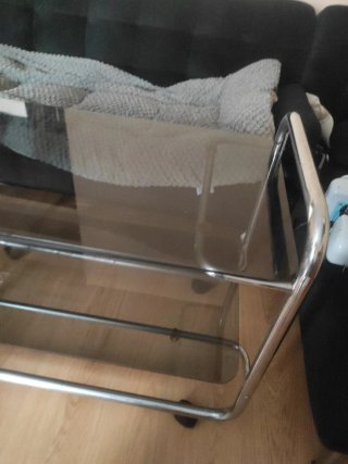 Mesa auxiliar cristal y metal