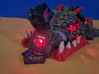 Mighty Max MM Dragon Island con Luz 1993