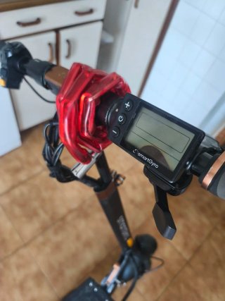 Patinete Eléctrico SmartGyro + Factura