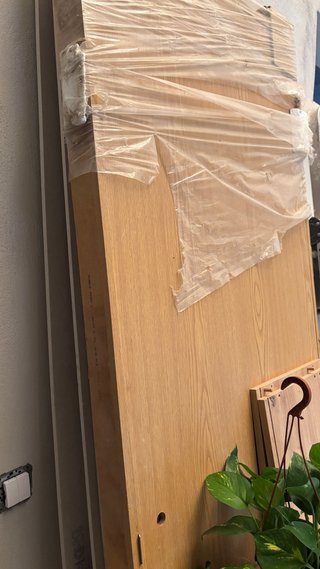 Puerta madera nueva