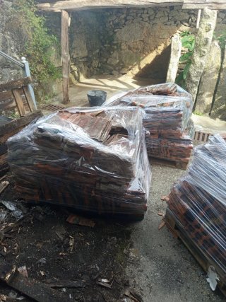 Tejas planas recuperadas de barro