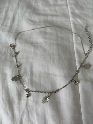 Collar de plata con dijes de mano de Fátima