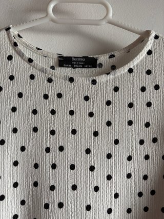 Vestido corto blanco con lunares negros manga larg