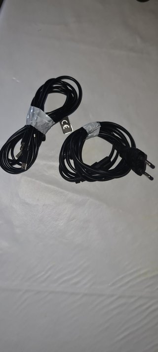 Consola PS3 Slim Negra + Mandos y Cables