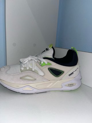 Zapatillas Puma Blancas y Verdes