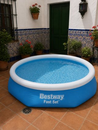 Piscina Bestway Fast Set Azul y Blanca