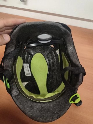 Casco infantil bici/skate negro/verde