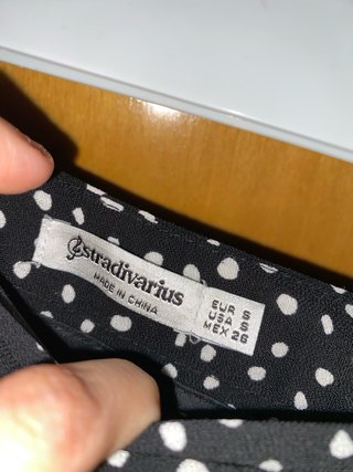 Falda pantalón Stradivarius lunares volantes