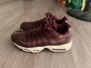 Zapatillas Nike Air Max 95 SE Morado/Rojo