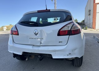 Renault Megane 2015 ACCIDENTADO