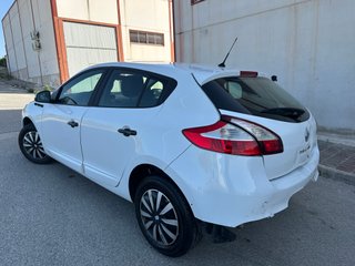 Renault Megane 2015 ACCIDENTADO