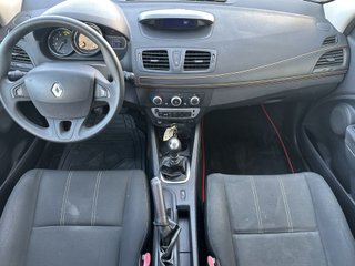 Renault Megane 2015 ACCIDENTADO
