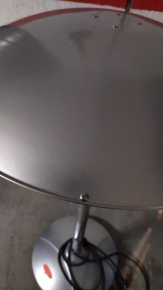 Estufa eléctrica de pie plateada