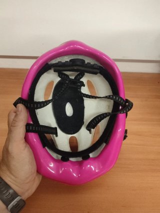 Casco bici niña flores rosa