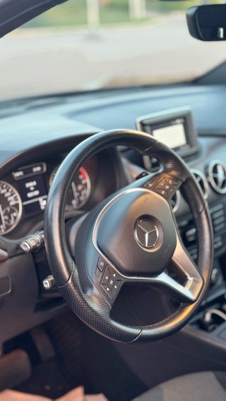Mercedes-Benz Clase B200 Automatico 83.000KM