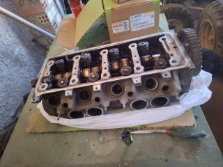 Culata Saxo 8V con muelles verdes