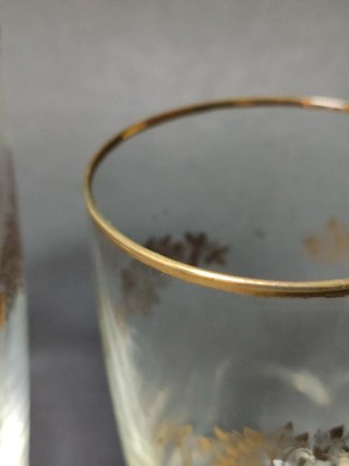 2 Vasos Vintage Flores Doradas