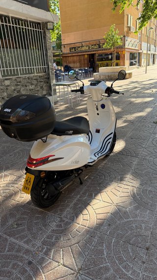 Moto MITT ALFHA 50 Blanca Automática