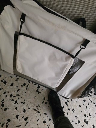 Box per cani beige e nero
