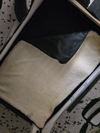 Box per cani beige e nero