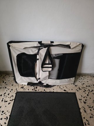 Box per cani beige e nero