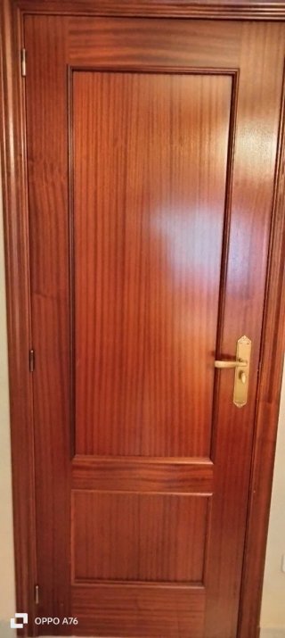 COMPRO , puertas de interior ,color sapeli,madera.