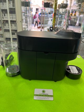 Macchina da caffè Nespresso Vertuo e schiumarola