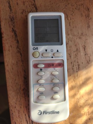 Aire Acondicionado Firstline FCS12000CH
