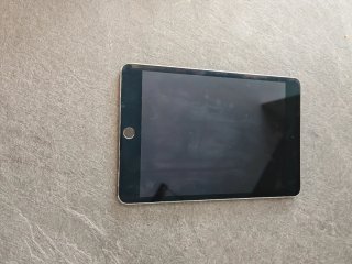 iPad mini 4 128GB Plata + funda teclado Logitech