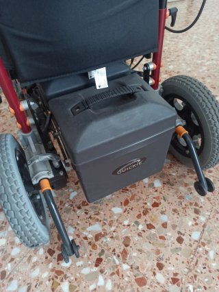 Silla de ruedas con motor