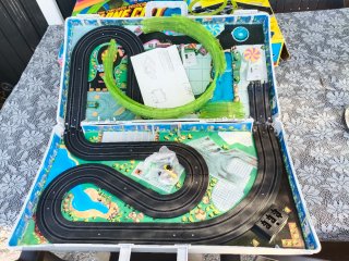 Circuito tipo scalextric Micro Machines famosa